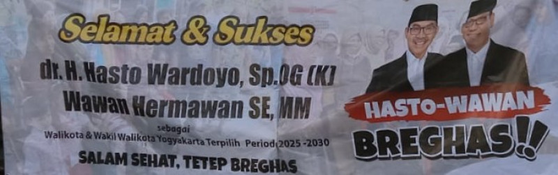 Hasto Wardoyo Lepas Warga Pengok Rekreasi ke Gunung Kidul