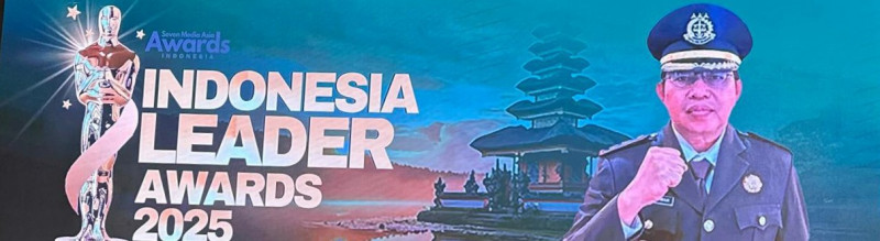 Dedikasi dan Integritas, Agus Wirawan Raih Penghargaan Bergengsi